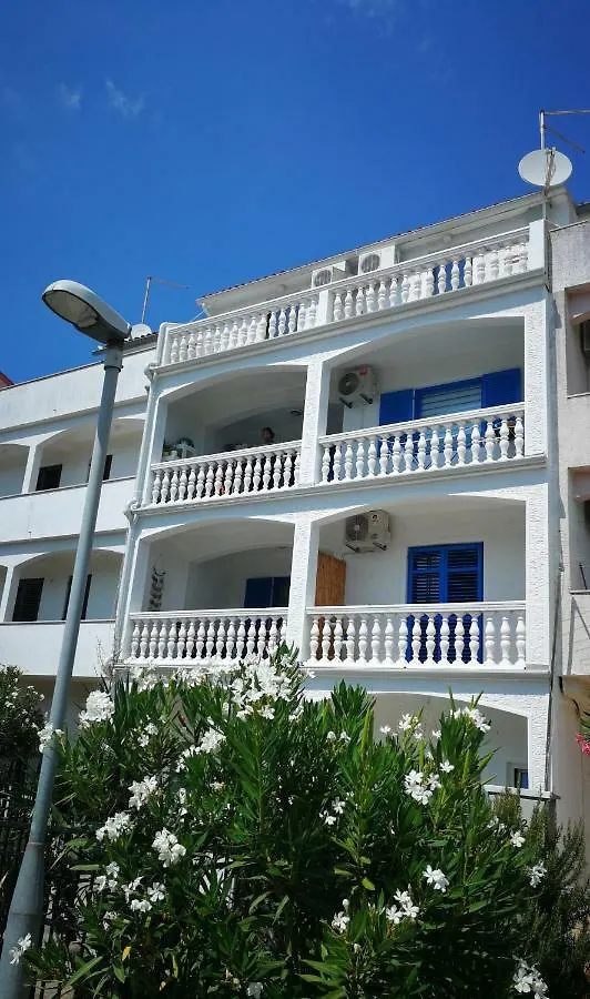 Ohana Lodge Vrsar Croatia